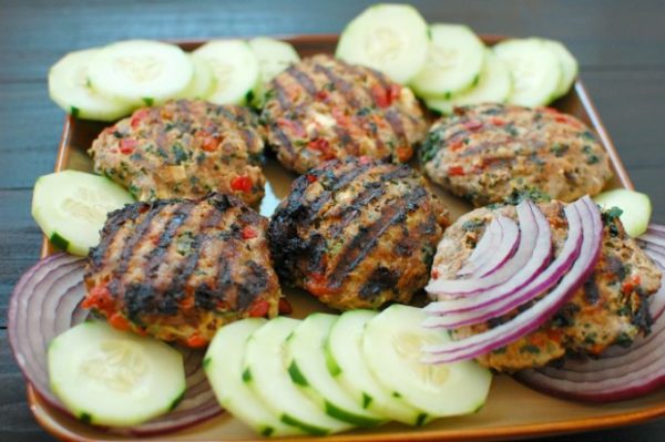 greek-turkey-burgers-680x452